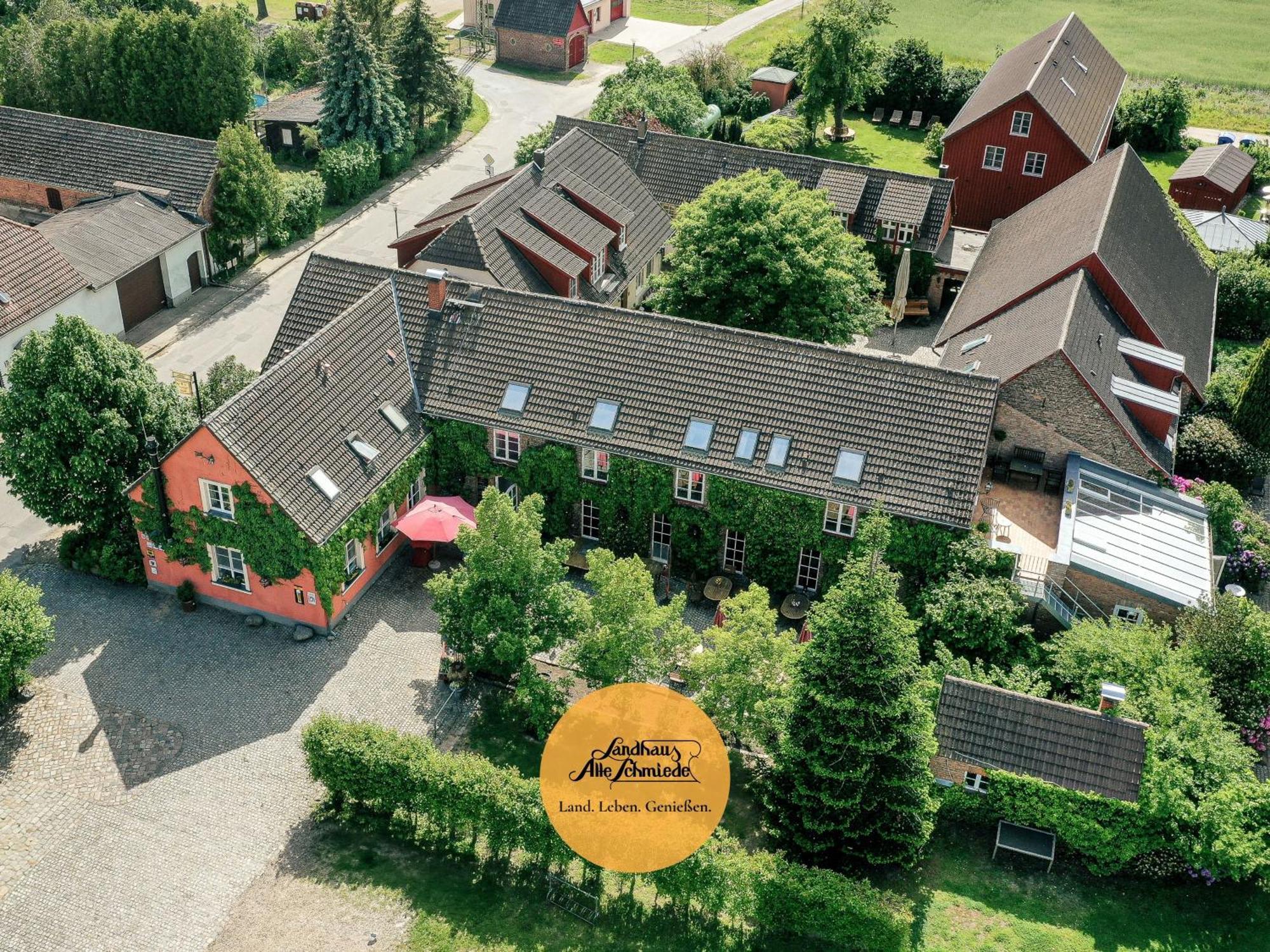 Landhaus Alte Schmiede Niemegk  Exterior photo